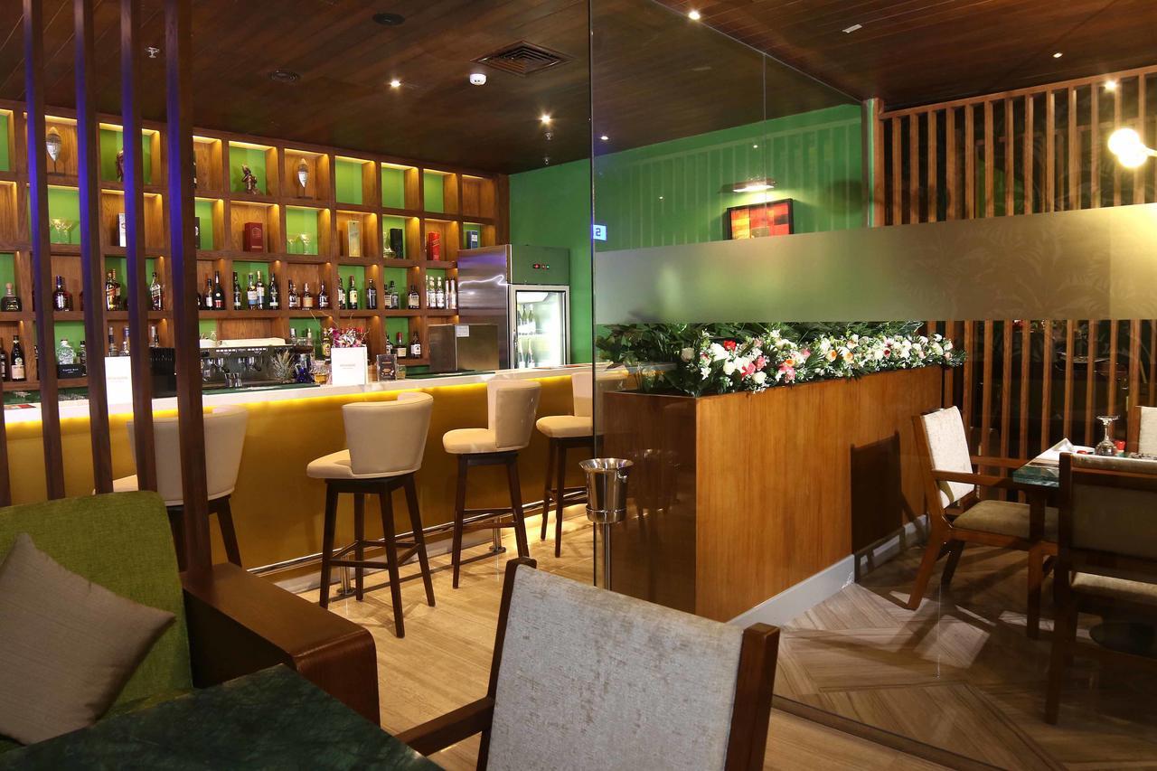 מנאמה Park Regis Lotus Hotel מראה חיצוני תמונה